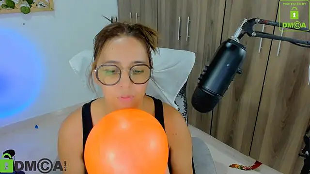 isa loves cum online show from March 12, 11:22 pm