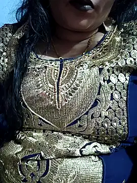 Snapshot of Ritasingh-0461 chatting on January 17, 4:39 am Ritasingh-0461 online show from January 17, 4:39 am