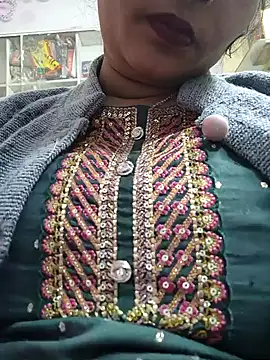 Snapshot of Ritasingh-0461 chatting on January 27, 1:30 pm Ritasingh-0461 online show from January 27, 1:30 pm
