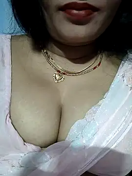 Snapshot of Ritasingh-0461 chatting on February 1, 4:24 am Ritasingh-0461 online show from February 1, 4:24 am