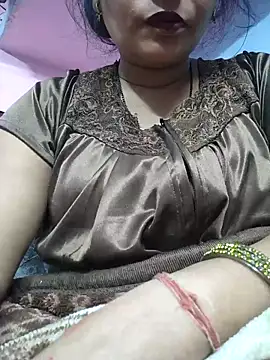 Snapshot of Ritasingh-0461 chatting on February 17, 1:21 pm Ritasingh-0461 online show from February 17, 1:21 pm