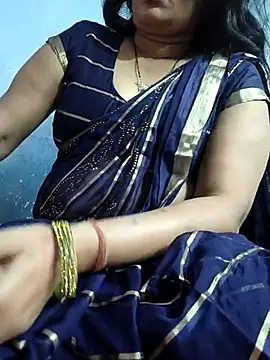 Snapshot of Ritasingh-0461 chatting on February 18, 6:04 am Ritasingh-0461 online show from February 18, 6:04 am