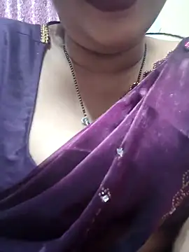 Snapshot of Ritasingh-0461 chatting on February 24, 12:26 pm Ritasingh-0461 online show from February 24, 12:26 pm