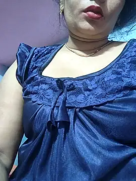 Snapshot of Ritasingh-0461 chatting on March 23, 1:42 am Ritasingh-0461 online show from March 23, 1:42 am