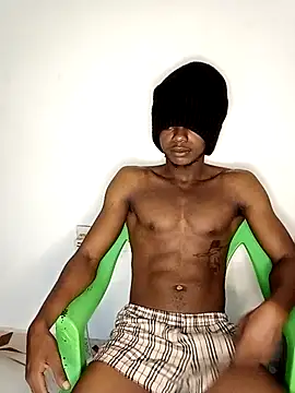 Snapshot of Samir4123 chatting on March 4, 3:00 am Samir4123 online show from March 4, 3:00 am