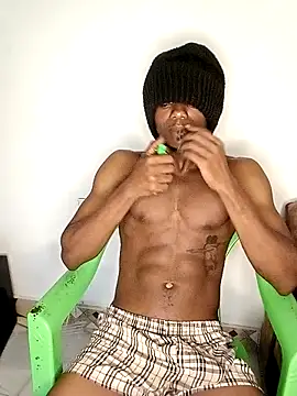 Snapshot of Samir4123 chatting on March 13, 9:05 pm Samir4123 online show from March 13, 9:05 pm