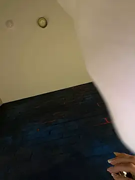 Snapshot of IzanamiTime chatting on January 21, 2:59 pm IzanamiTime online show from January 21, 2:59 pm