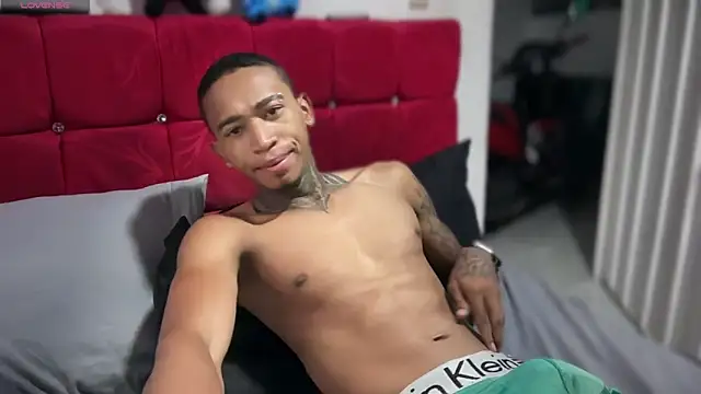 sexy blacks  online show from March 27, 12:16 pm