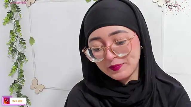 aysel elid online show from October 1, 9:43 pm