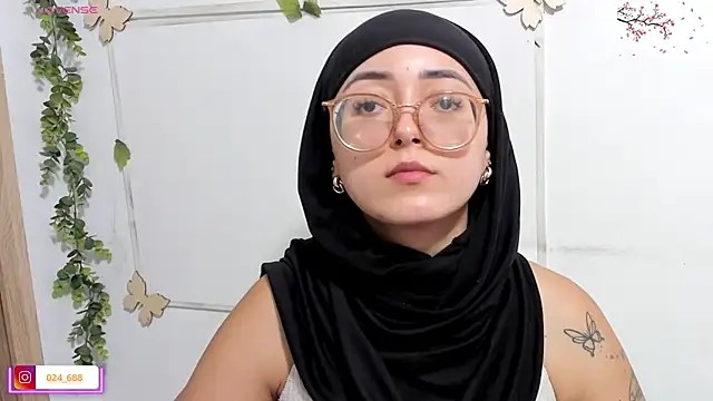 aysel elid online show from July 24, 10:30 pm