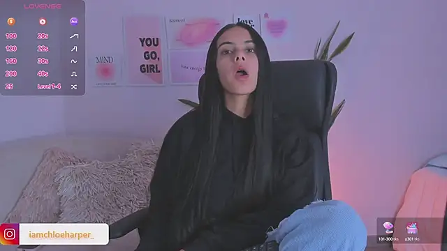 ChloeHarper  online show from January 6, 12:13 pm