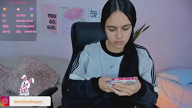 ChloeHarper  online show from January 25, 12:26 pm