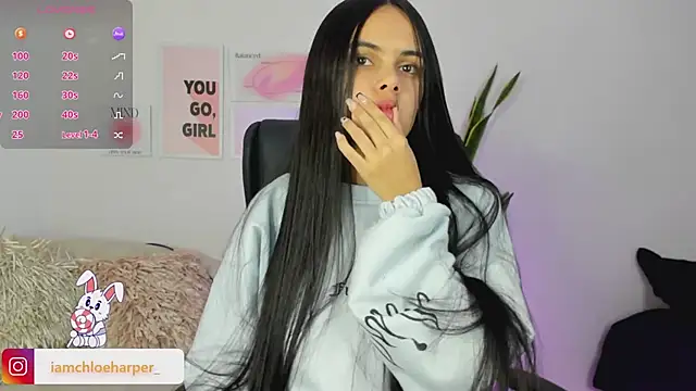 ChloeHarper  online show from February 3, 11:42 am