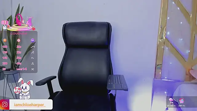 ChloeHarper  online show from March 12, 12:53 am