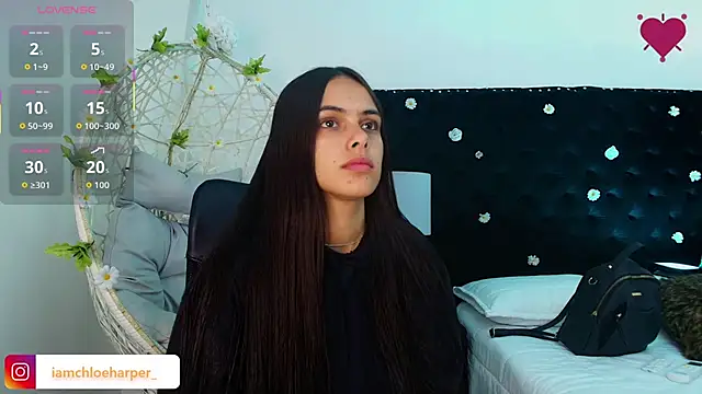 ChloeHarper  online show from September 15, 1:33 pm