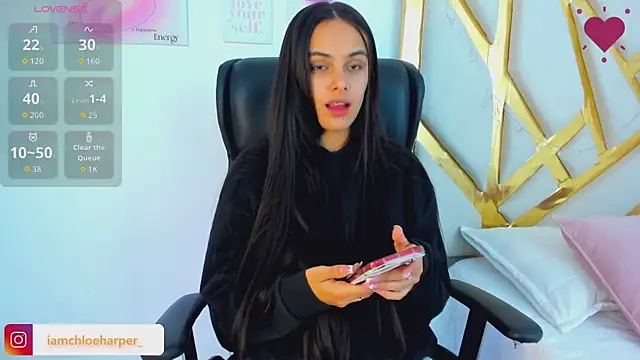 ChloeHarper  online show from September 27, 12:21 pm