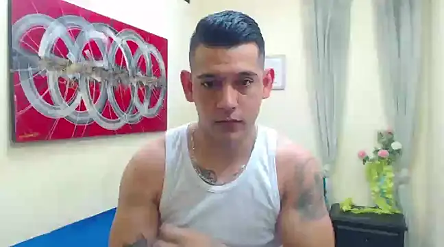 Snapshot of master_monstercock_ chatting on March 4, 11:54 pm master monstercock online show from March 4, 11:54 pm