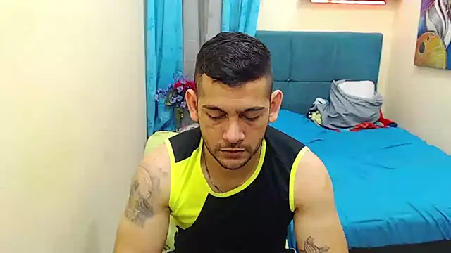 Snapshot of master_monstercock_ chatting on September 8, 11:26 pm master monstercock online show from September 8, 11:26 pm