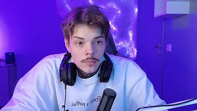 DENIS HERE online show from January 23, 2:12 am