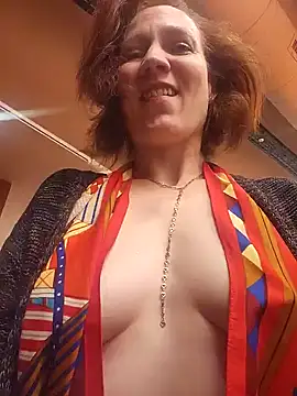 Exhibitionsplit online show from February 9, 9:37 am