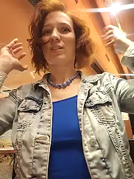 Exhibitionsplit online show from February 24, 3:20 pm