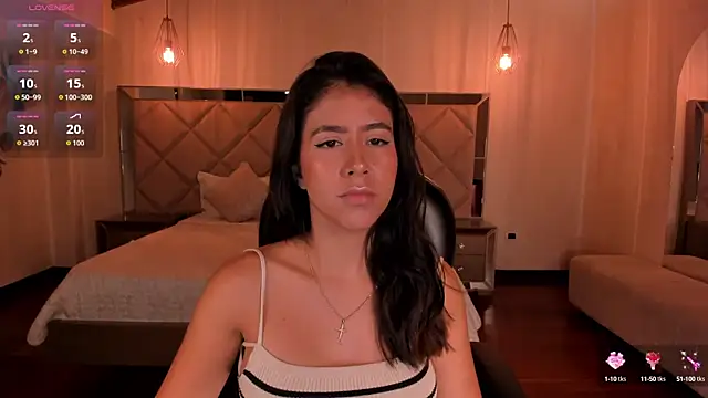 SussanElliot online show from October 4, 10:02 am