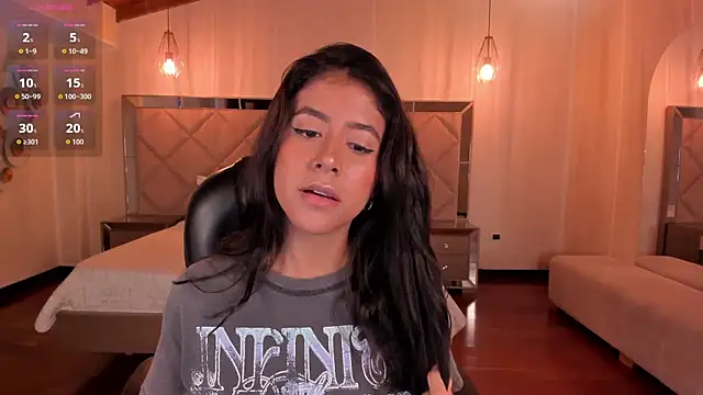 SussanElliot online show from October 5, 11:19 am