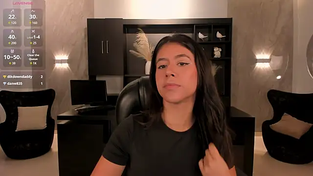 SussanElliot online show from October 6, 10:12 am