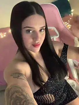 violet-333 online show from February 11, 2:02 pm