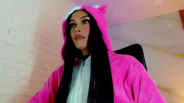 CoralineSweett online show from October 16, 3:29 am