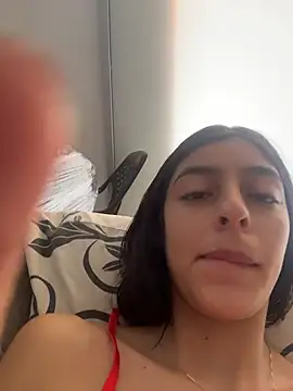 cristel 17 online show from February 11, 9:09 pm