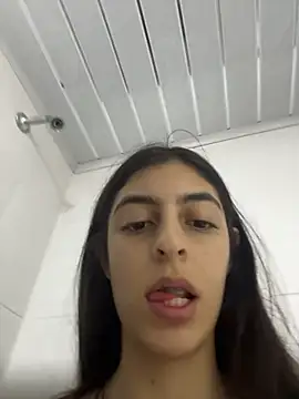 cristel 17 online show from March 21, 4:32 pm