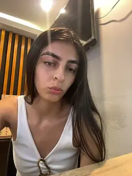 cristel 17 online show from June 7, 9:40 pm