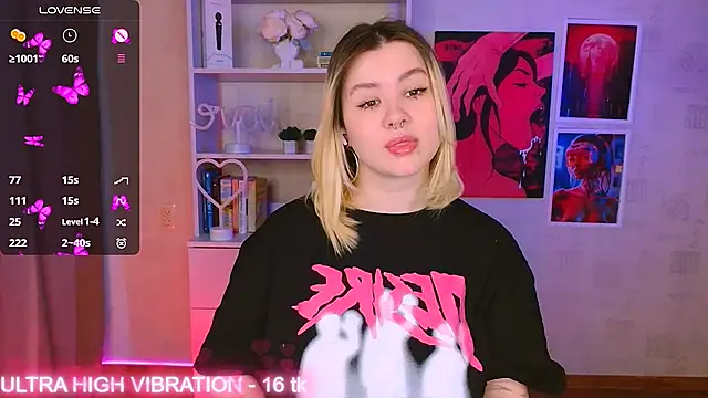 cutie mili online show from February 6, 10:59 am