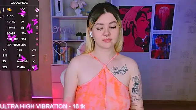 cutie mili online show from February 7, 2:15 pm