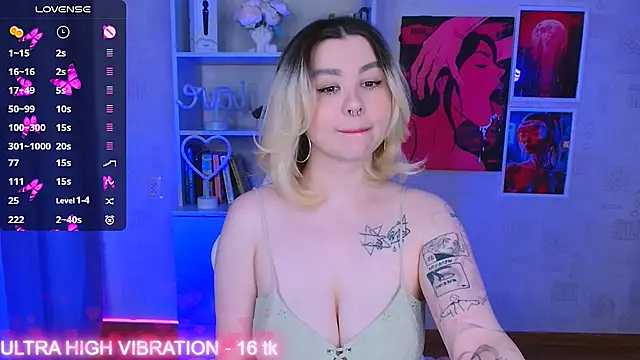 cutie mili online show from March 17, 11:10 am