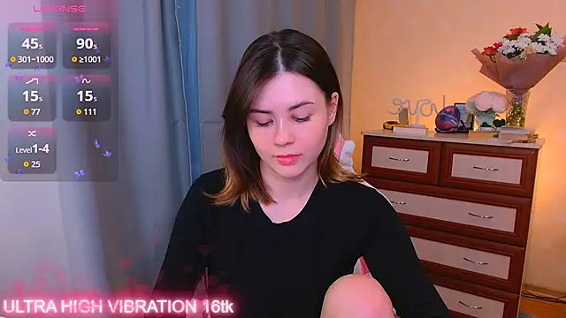 cutie mili online show from October 13, 8:25 am