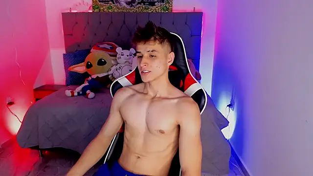 thomklein online show from December 4, 6:06 pm