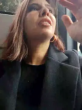 scarlett moore online show from September 27, 2:00 pm