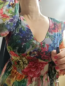 scarlett moore online show from October 3, 1:19 pm