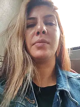 Snapshot of scarlett_moore chatting on February 16, 1:29 pm scarlett moore online show from February 16, 1:29 pm