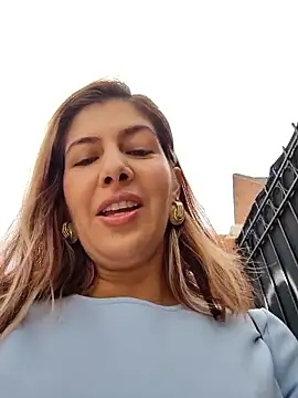 Snapshot of scarlett_moore chatting on February 21, 3:13 pm scarlett moore online show from February 21, 3:13 pm