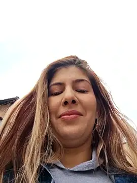 Snapshot of scarlett_moore chatting on March 26, 4:12 pm scarlett moore online show from March 26, 4:12 pm