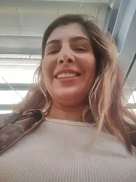 Snapshot of scarlett_moore chatting on March 28, 4:06 pm scarlett moore online show from March 28, 4:06 pm