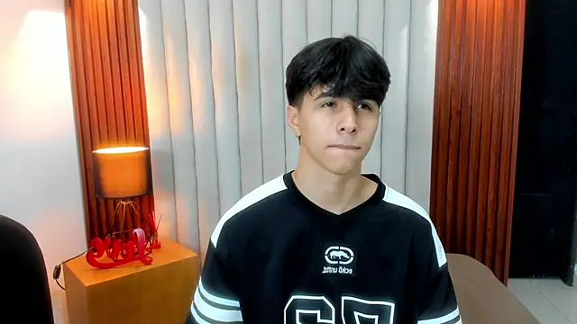 Snapshot of carl_dixon chatting on October 18, 7:47 pm carl dixon online show from October 18, 7:47 pm