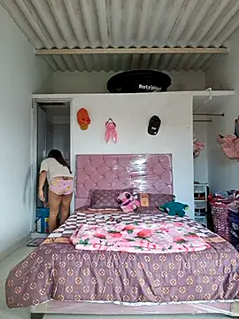 Snapshot of Conejita_XV chatting on October 2, 9:33 pm Conejita XV online show from October 2, 9:33 pm