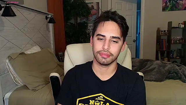 thonylewys online show from June 5, 8:25 pm