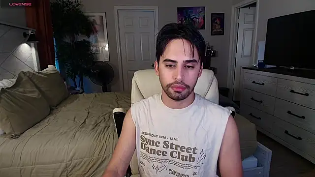 thonylewys online show from June 10, 7:24 pm