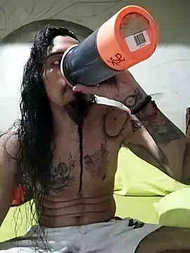 iirgastam3 online show from December 13, 11:32 pm