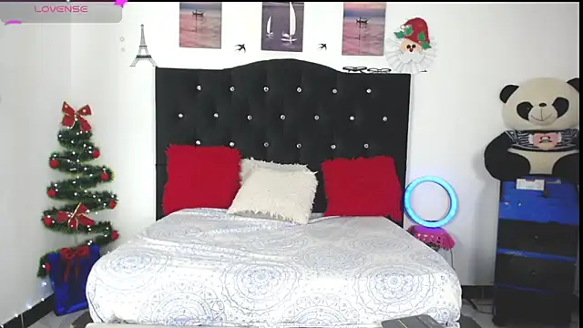 little maleja online show from December 23, 2:31 am